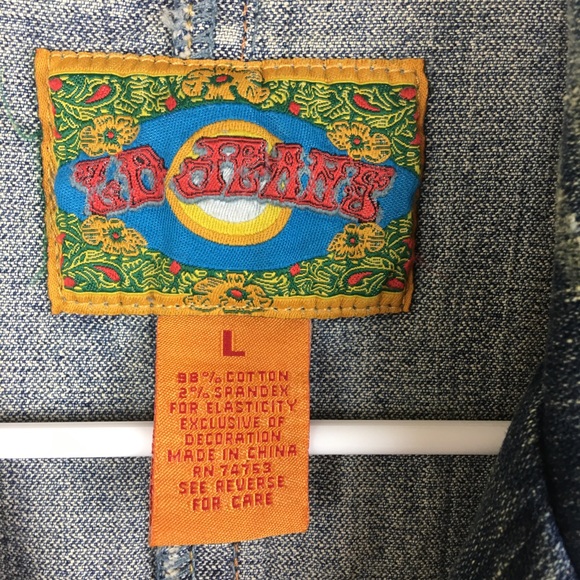 ZD Jeans Ladies Jean Jacket w/ Corduroy Patches - Picture 2 of 7